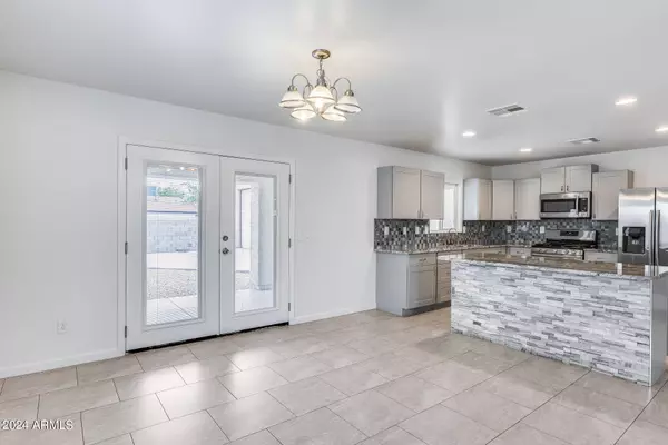 15439 N FACTORY Street, Surprise, AZ 85378