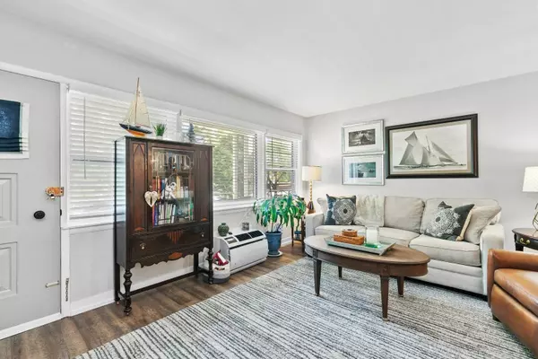 1005 N Harlem AVE #C, Oak Park, IL 60302