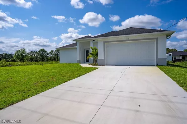 3317 59th ST W, Lehigh Acres, FL 33971
