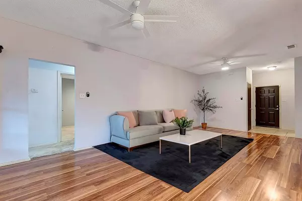 2701 Brea Canyon Road, Fort Worth, TX 76108