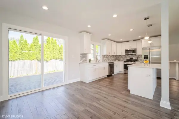 1121 N Wheeling RD, Mount Prospect, IL 60056