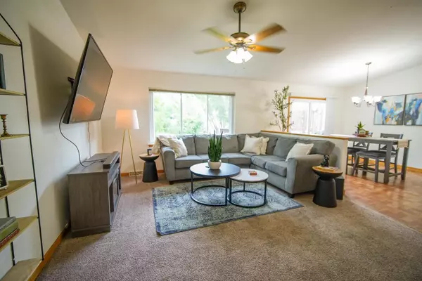 1115 St Albert The Great Drive, Sun Prairie, WI 53590