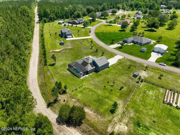 66452 ROCKING HORSE LN, Callahan, FL 32011