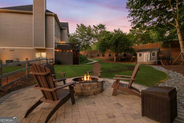 58 Vine Creek LN, Acworth, GA 30101