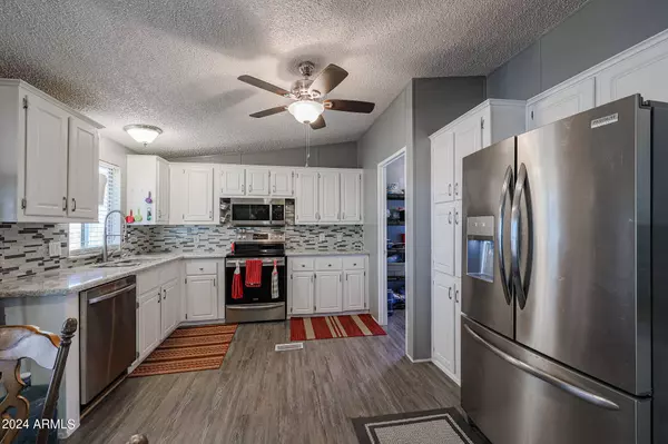 2000 S Apache Road #266, Buckeye, AZ 85326