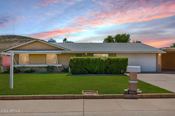 1707 W SURREY Avenue, Phoenix, AZ 85029