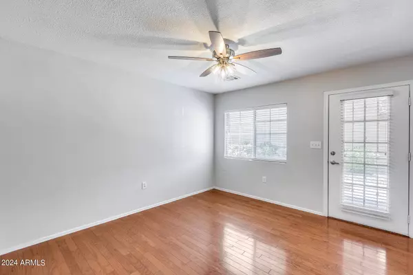 125 S 56TH Street #29, Mesa, AZ 85206