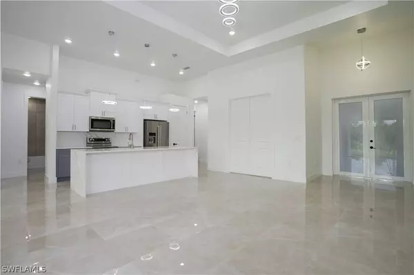 3317 59th ST W, Lehigh Acres, FL 33971