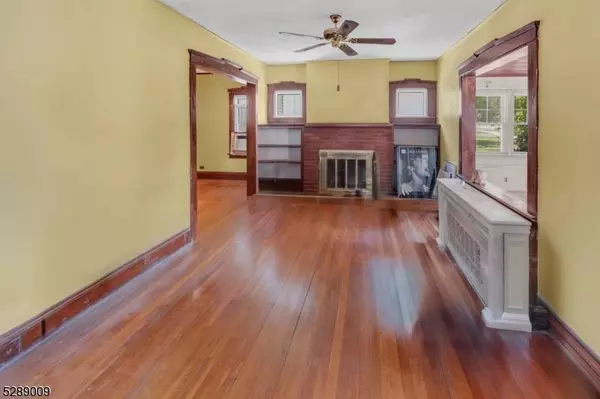 147 Bogert St, Teaneck Twp., NJ 07666