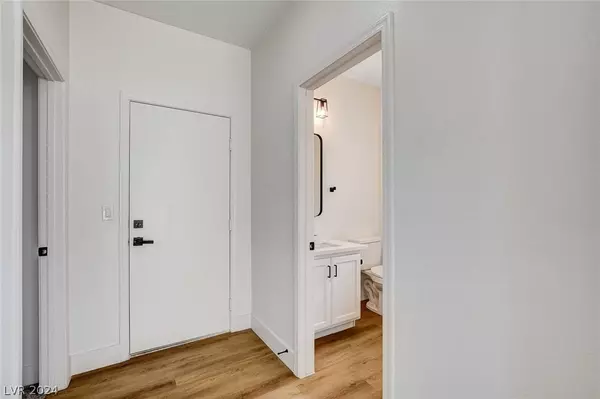 6151 Bunker Commons Court, Las Vegas, NV 89108