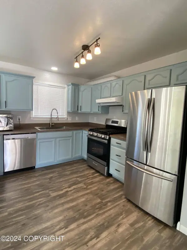 7921 Northwind AVE, Anchorage, AK 99504