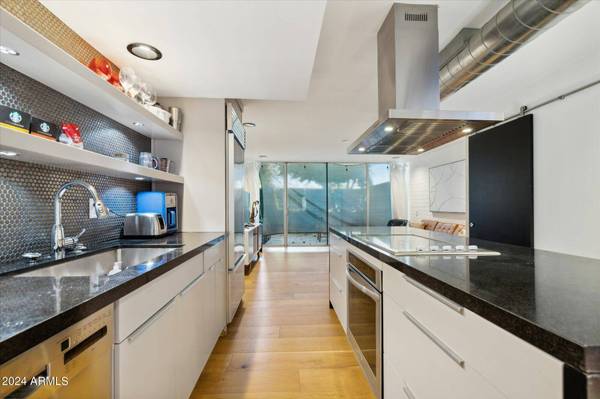 4401 N 40TH Street #8, Phoenix, AZ 85018