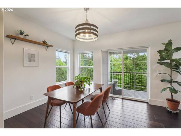 800 NW 118TH AVE #101, Portland, OR 97229