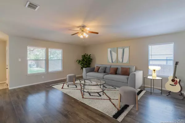 10807 Marot Fld, Helotes, TX 78023