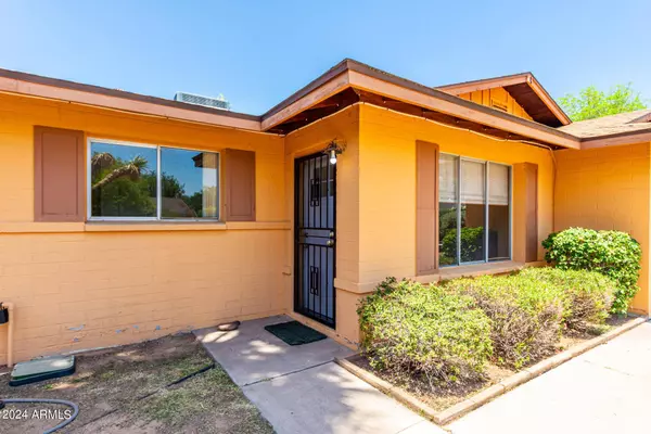 8146 N 17TH Drive, Phoenix, AZ 85021