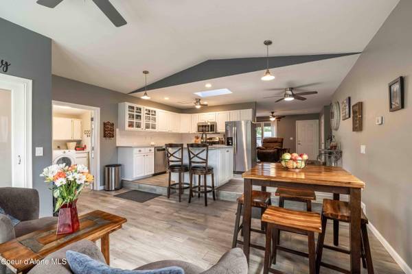 4404 N Holmes Road, Coeur d'Alene, ID 83815