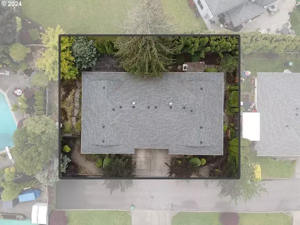 2262 NE 162ND AVE, Portland, OR 97230