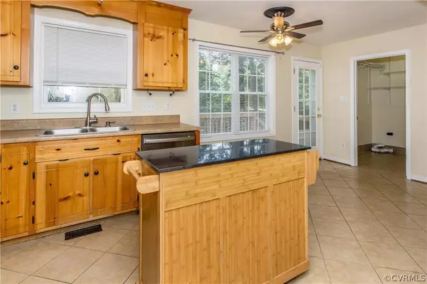 1101 Cameron AVE, Chester, VA 23836