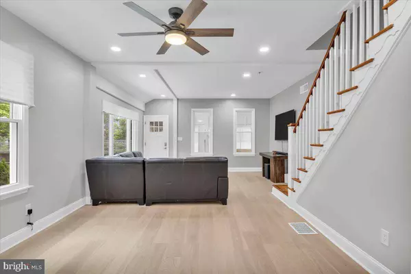 235 S ATLANTIC AVE, Haddonfield, NJ 08033