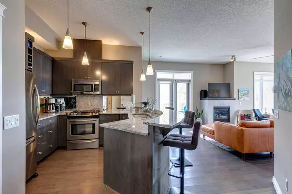 10 Hemlock CRES SW #402, Calgary, AB T3C2Z1