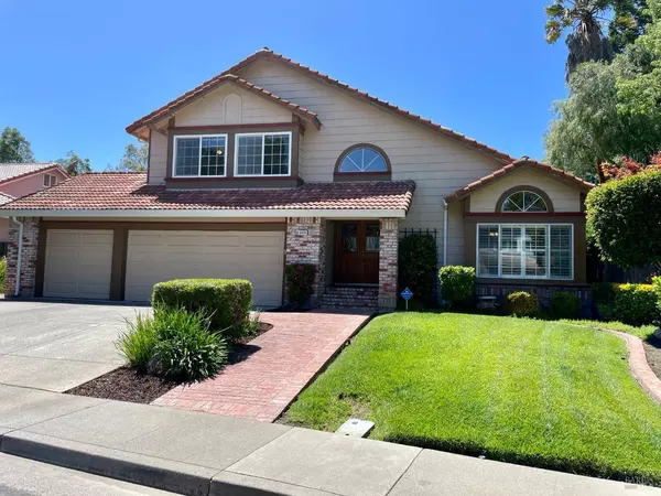 2425 Peninsula CT, Fairfield, CA 94534