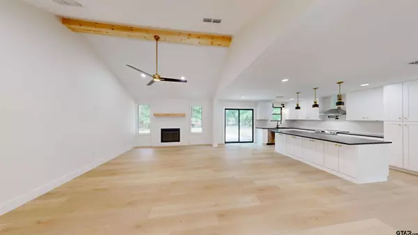 13659 County Road 285, Tyler, TX 75707