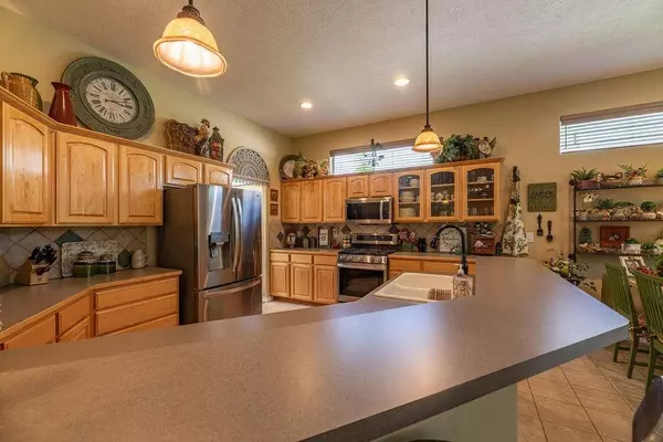 5613 S Hogan Ln, Spokane, WA 99223