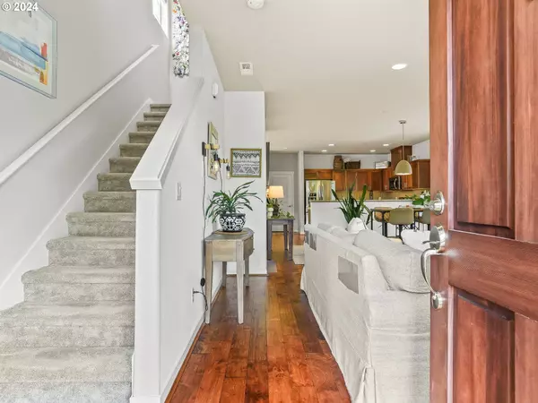 10887 SW STOCKHOLM DR, Wilsonville, OR 97070