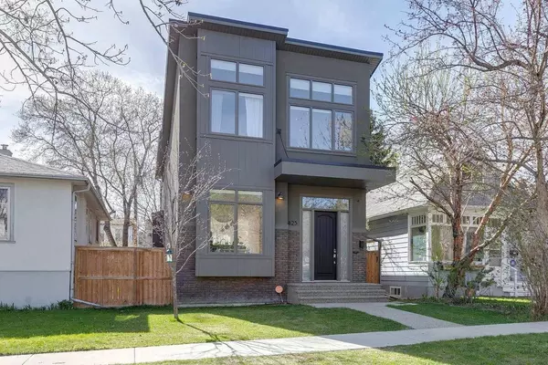425 11 ST NE, Calgary, AB T2E 4N5
