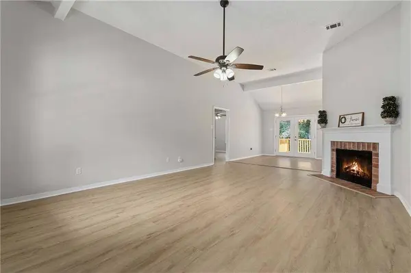 6820 Alston CT, Mobile, AL 36618