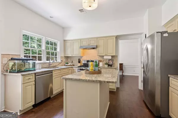 370 Stedford LN, Johns Creek, GA 30097