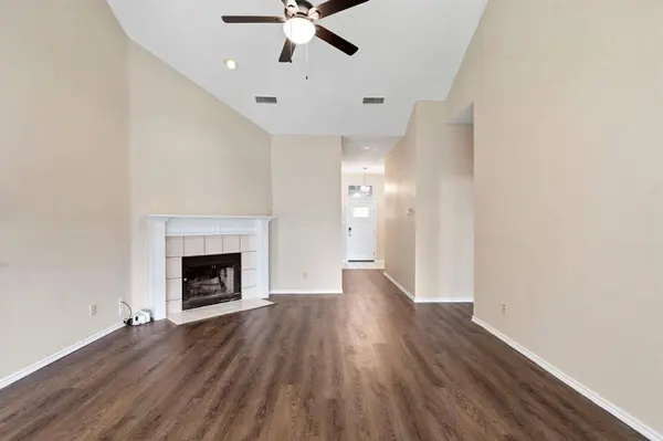 3600 Parkmead Drive, Arlington, TX 76014