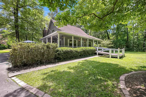 100 Cantering Hills Ln, Summerville, SC 29483