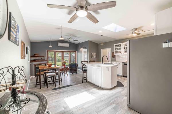 4404 N Holmes Road, Coeur d'Alene, ID 83815