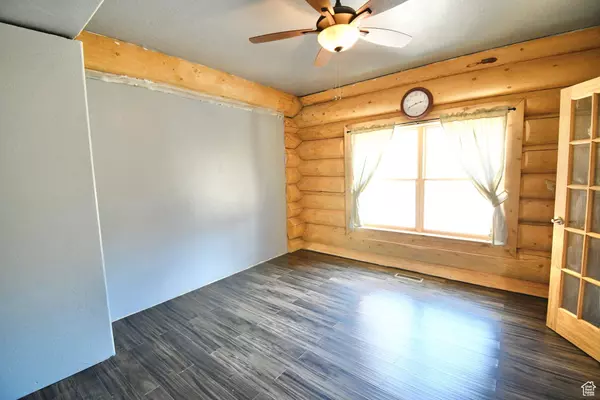 630 E BULLBERRY LN, Teasdale, UT 84773