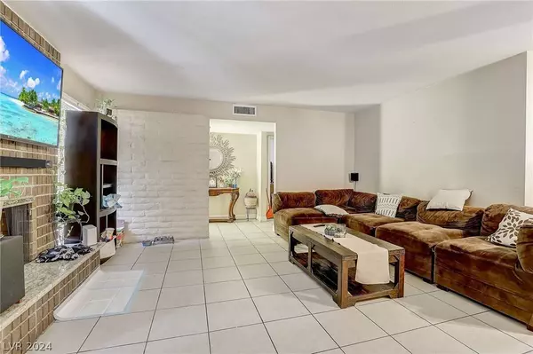 2772 Heritage Court #0, Las Vegas, NV 89121