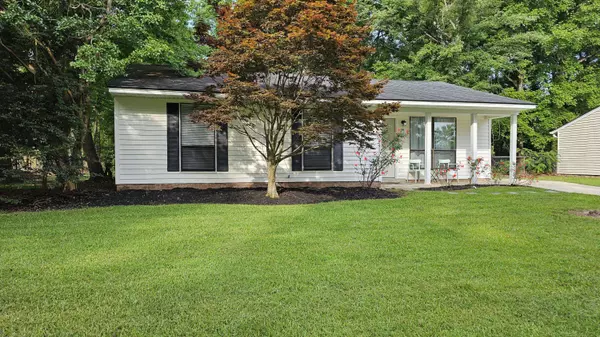 108 Aylesbury Rd, Goose Creek, SC 29445