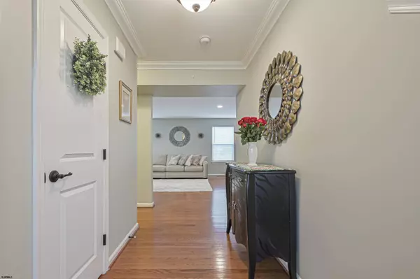 23 Renaissance Dr, Mays Landing, NJ 08330