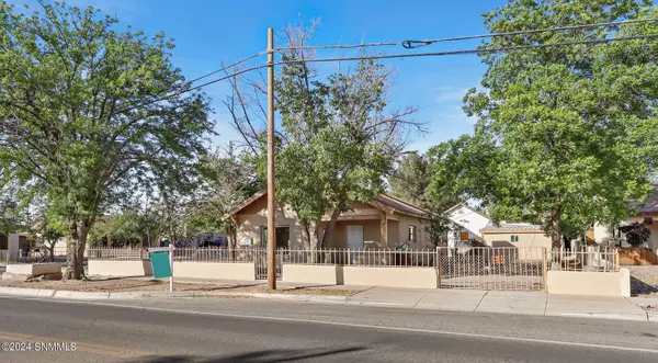 420 N Melendres ST, Las Cruces, NM 88005