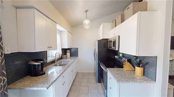 10305 W 74TH ST, Shawnee, KS 66203