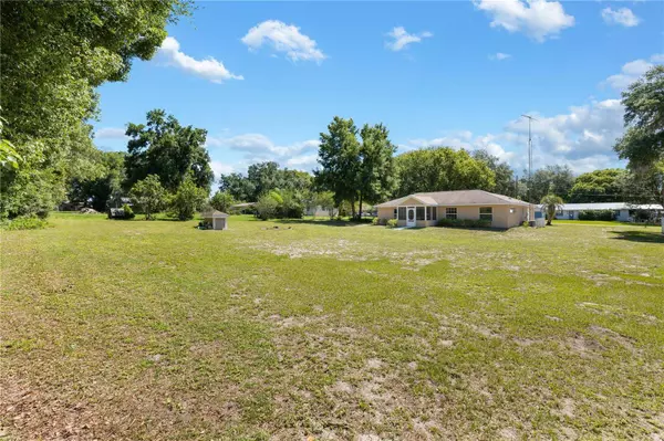16350 SE 117TH AVE, Weirsdale, FL 32195