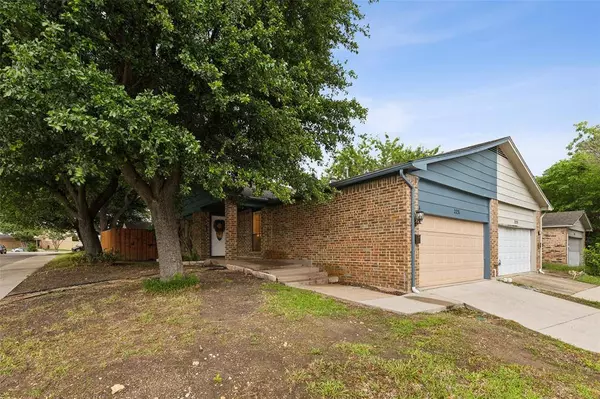 2231 Bunker Hill Drive, Carrollton, TX 75006