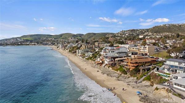 1073 Gaviota DR, Laguna Beach, CA 92651
