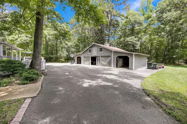 100 Cantering Hills Ln, Summerville, SC 29483