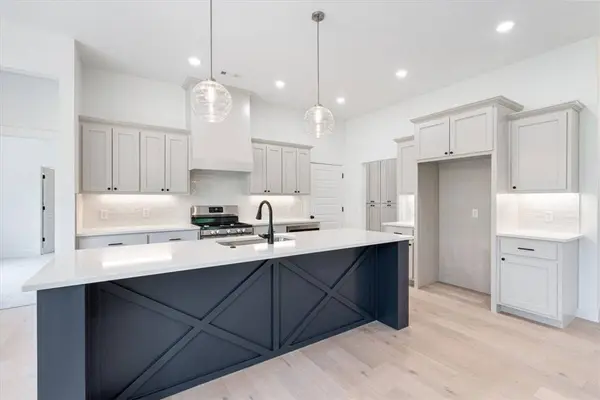 34 Theodore Dr, Bella Vista, AR 72715