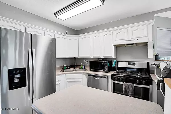 12272 TIERRA CANADA Drive, El Paso, TX 79938