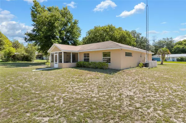 16350 SE 117TH AVE, Weirsdale, FL 32195