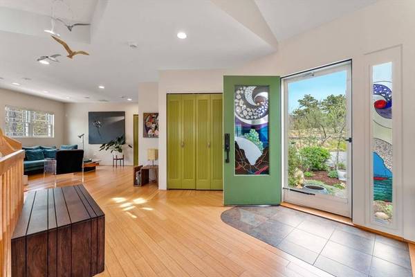 15 Creek Round Hill Road, Provincetown, MA 02657