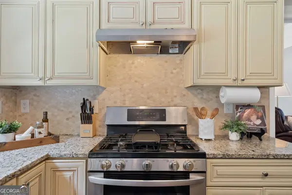 370 Stedford LN, Johns Creek, GA 30097