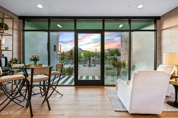 10667 E YEARLING Drive, Scottsdale, AZ 85255